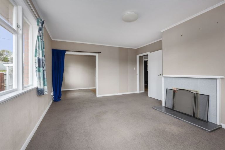 Photo of property in 4 Brown Grove, Ranui, Porirua, 5024