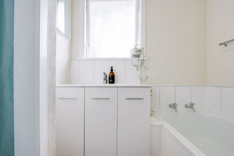 Photo of property in 26 Bristol Street, Tamatea, Napier, 4112