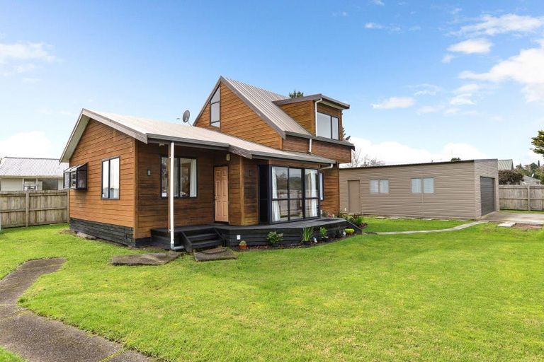 Photo of property in 18 Brownlie Crescent, Huntly, 3700