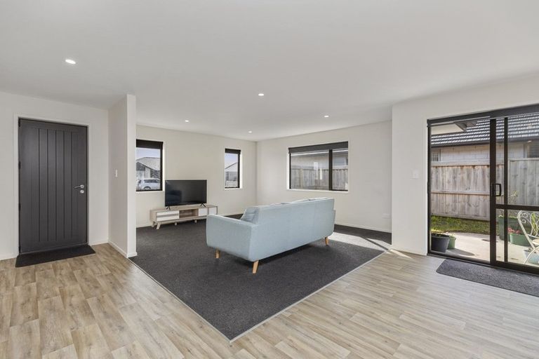 Photo of property in 27 Livingstone Drive, Papamoa Beach, Papamoa, 3118