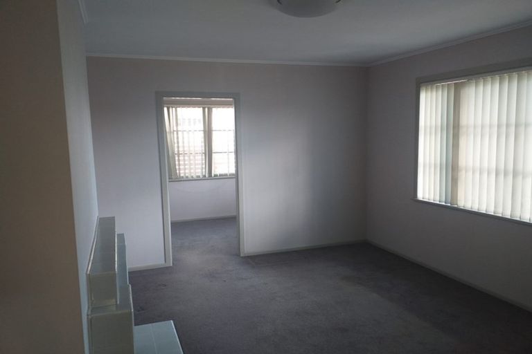 Photo of property in 66 Mclean Avenue, Papatoetoe, Auckland, 2025