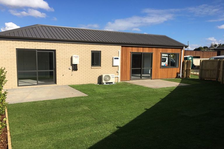 Photo of property in 2/21 Onukutara Place, Huntington, Hamilton, 3281