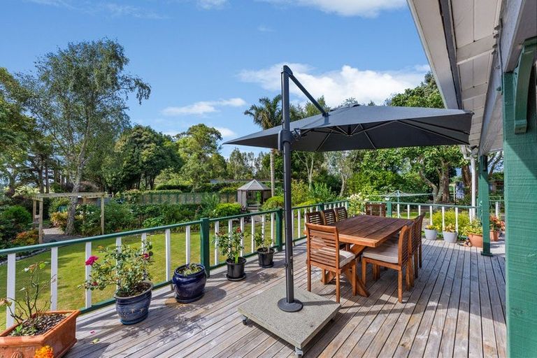 Photo of property in 38 Sutton Road, Te Horo, Otaki, 5582