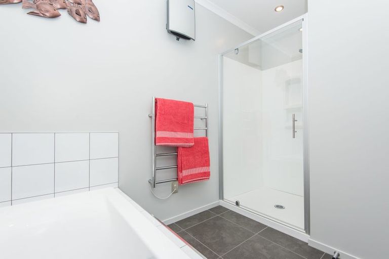 Photo of property in 23 Woodstock Place, Stoke, Nelson, 7011