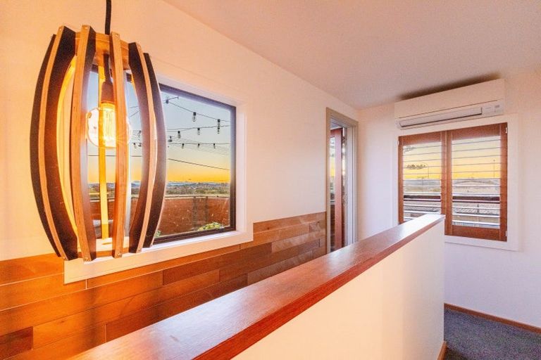 Photo of property in 62 Meeanee Quay, Westshore, Napier, 4110