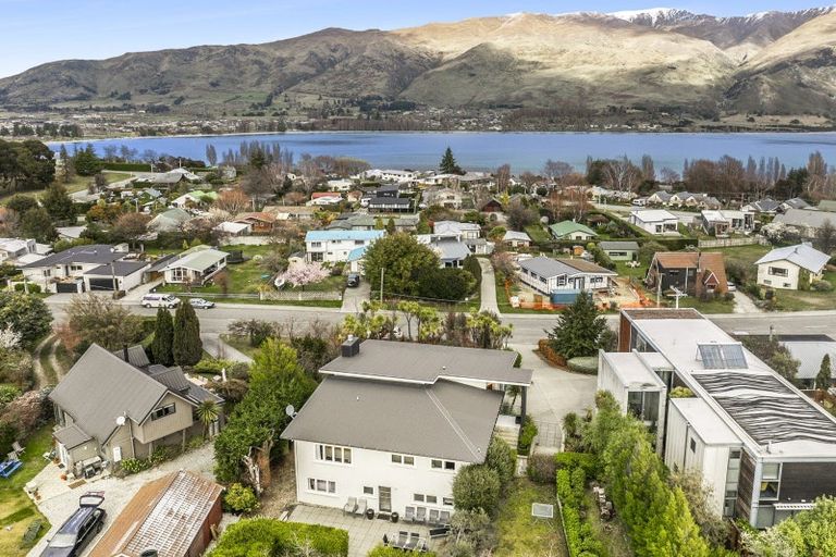Photo of property in 169 Plantation Road, Wanaka, 9305