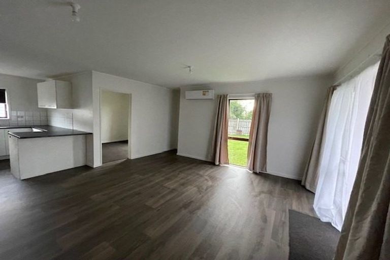 Photo of property in 1/21 Solveig Place, Randwick Park, Auckland, 2105