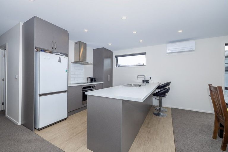 Photo of property in 5 Mount Creighton Crescent, Wanaka, 9305