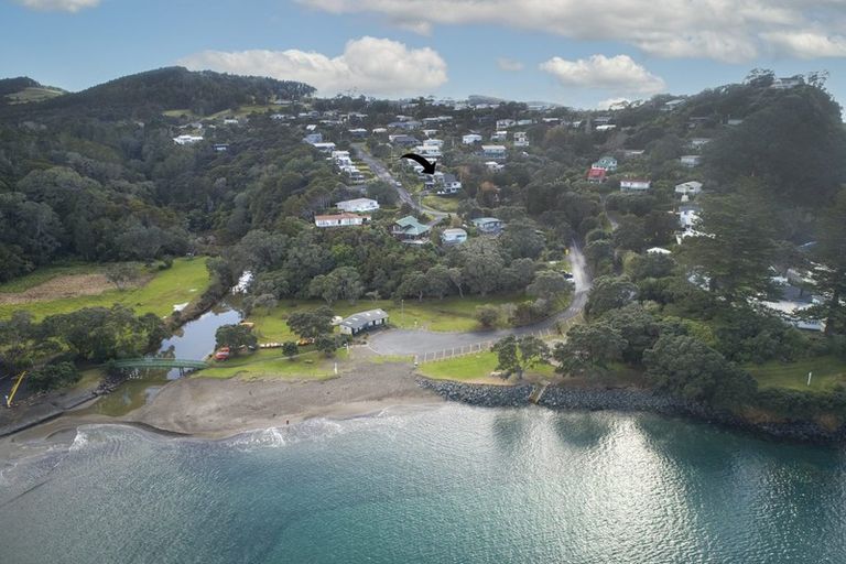 Photo of property in 47 Grand View Road, Leigh, 0985