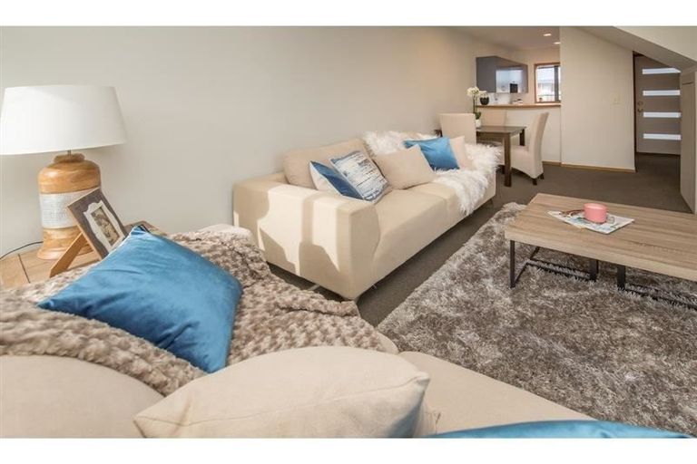 Photo of property in 2/96 Wainui Street, Riccarton, Christchurch, 8041