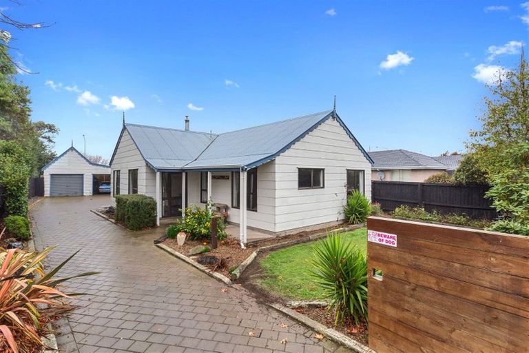 Photo of property in 19 Pensacola Crescent, Broomfield, Christchurch, 8042