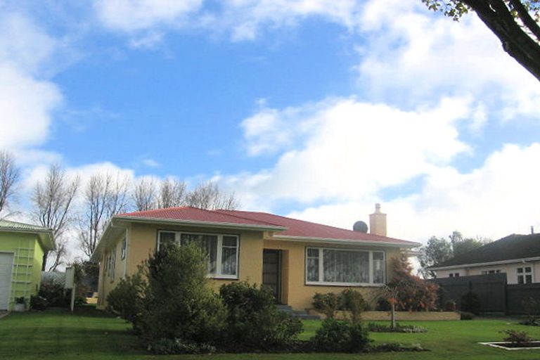 Photo of property in 10 Birmingham Street, Takaro, Palmerston North, 4412