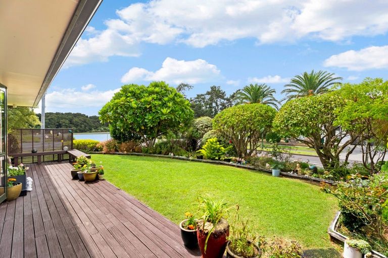 Photo of property in 52 Wattle Farm Road, Wattle Downs, Auckland, 2103