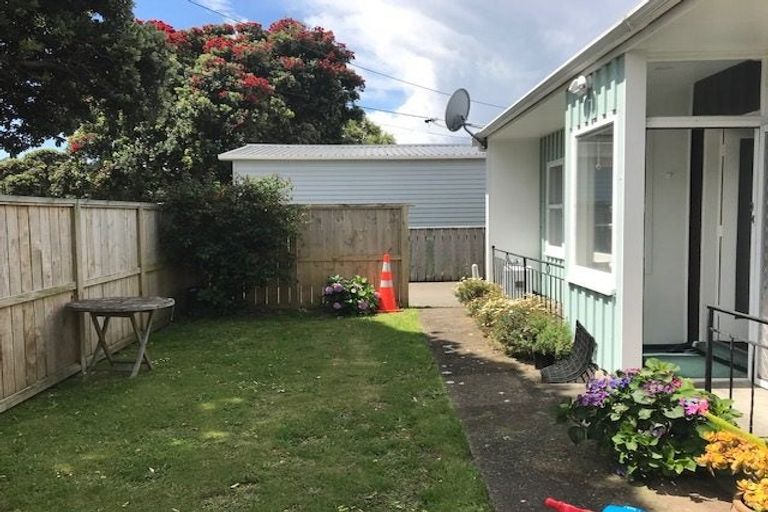 Photo of property in 62a Park Road, Miramar, Wellington, 6022