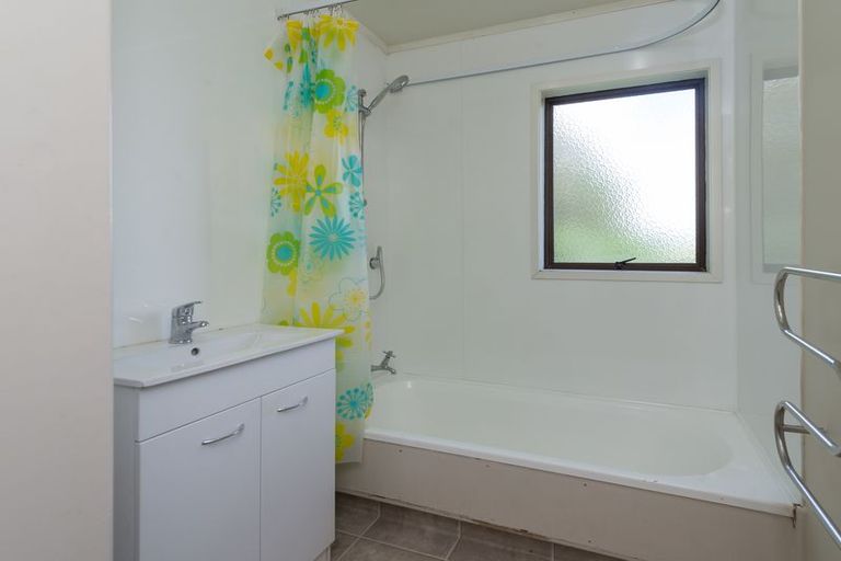 Photo of property in 81b Kawaha Point Road, Kawaha Point, Rotorua, 3010
