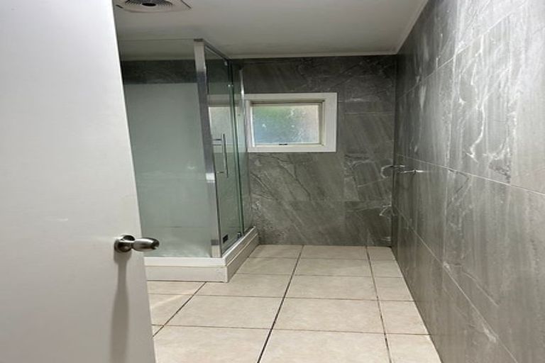 Photo of property in 8 Tindall Crescent, Otara, Auckland, 2023