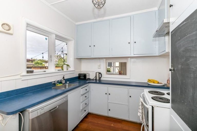 Photo of property in 67 Lake Crescent, Hamilton Lake, Hamilton, 3204