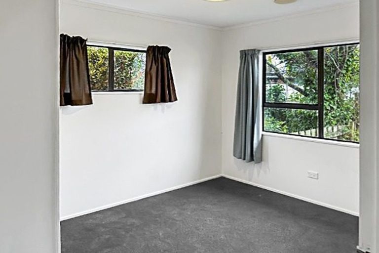 Photo of property in 187 Main Street, Greytown, 5712