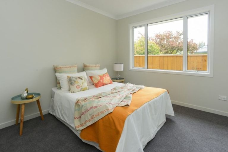 Photo of property in 16 West Place, Greenmeadows, Napier, 4112