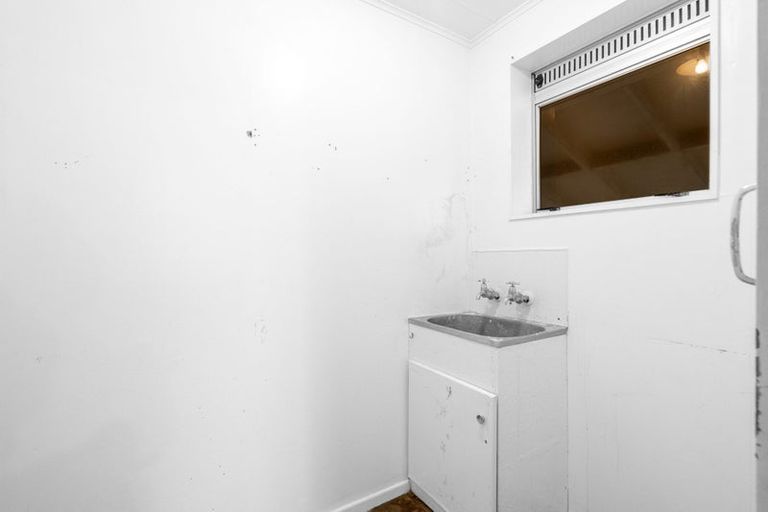 Photo of property in 12 Argyle Street, Kew, Invercargill, 9812