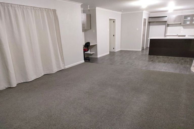 Photo of property in 6-8a Avenue Road, West End, Timaru, 7910