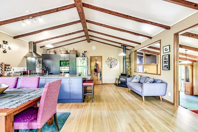 Photo of property in 11 Stewart Place, Melville, Hamilton, 3206