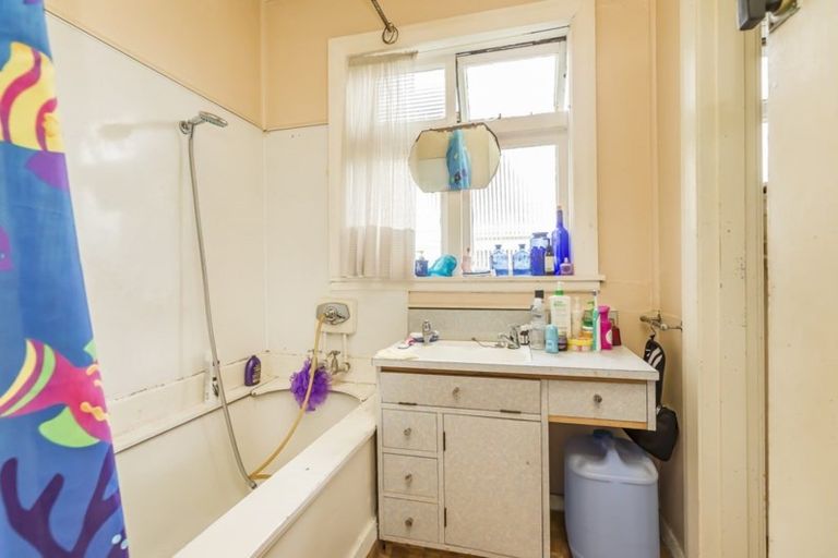 Photo of property in 65 Constable Street, Newtown, Wellington, 6021