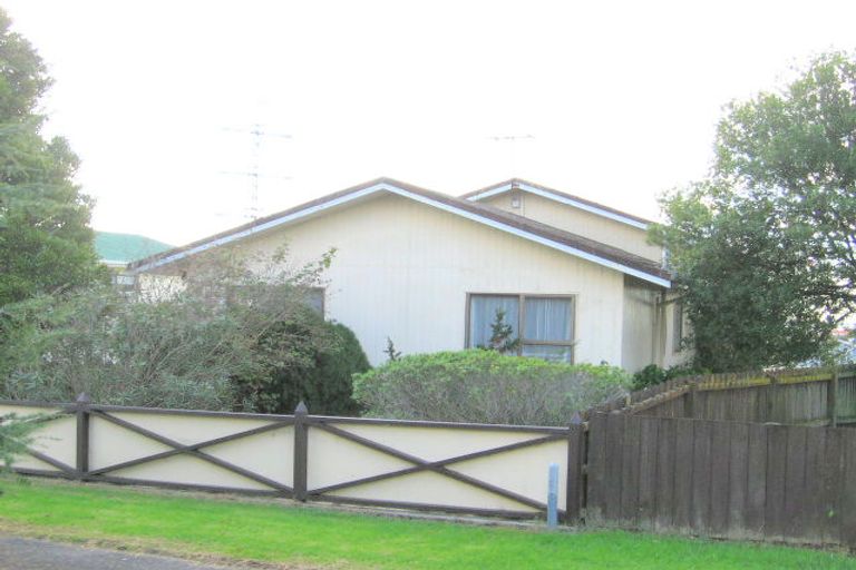 Photo of property in 132 Boundary Road, Clover Park, Auckland, 2019