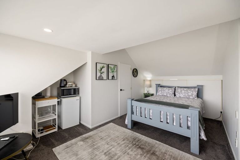 Photo of property in 2/36 Champion Street, Edgeware, Christchurch, 8013