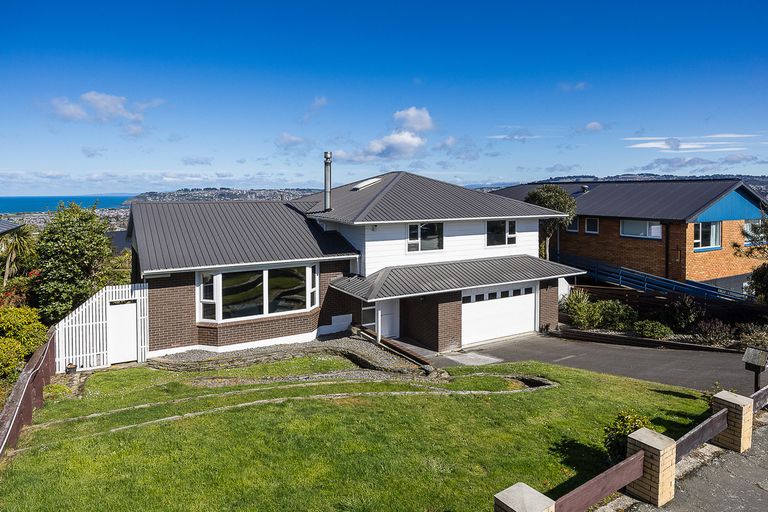 Photo of property in 244 Larnach Road, Waverley, Dunedin, 9013