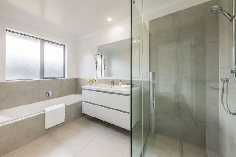 Photo of property in 137 Harriet Johnston Drive, Pokeno, 2402