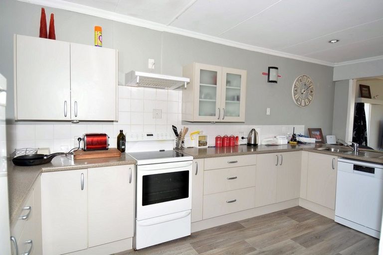 Photo of property in 272 Foyle Street, Bluff, 9814