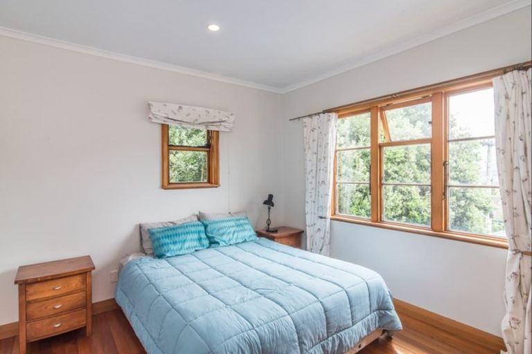 Photo of property in 76 Sidlaw Street, Strathmore Park, Wellington, 6022