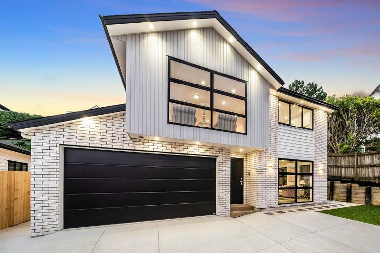 Photo of property in 11 Tawapou Close, Massey, Auckland, 0614