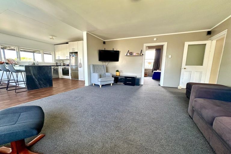 Photo of property in 56 James Street, Balclutha, 9230