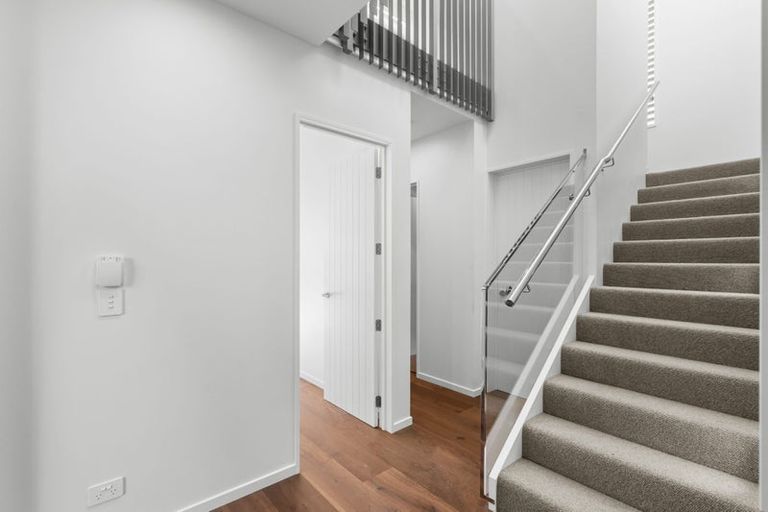 Photo of property in 4/42 Browns Road, St Albans, Christchurch, 8014