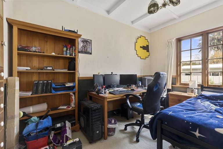 Photo of property in 93 Kings Crescent, Hutt Central, Lower Hutt, 5010