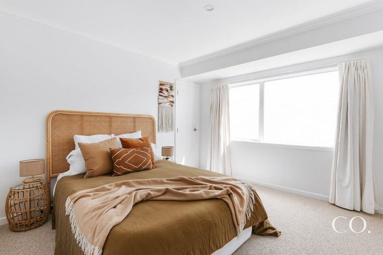 Photo of property in 12 Stableford Drive, Pyes Pa, Tauranga, 3112