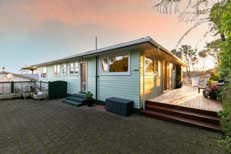 Photo of property in 34a Poto Road, Normandale, Lower Hutt, 5010