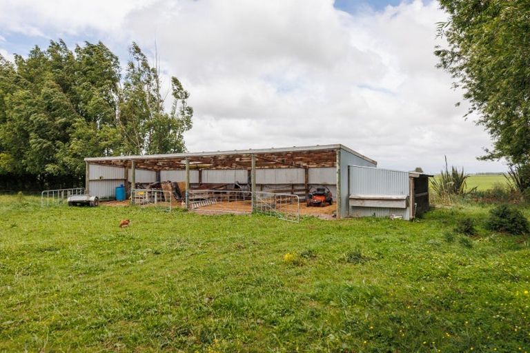 Photo of property in 707 Aranui Road, Kairanga, Palmerston North, 4475