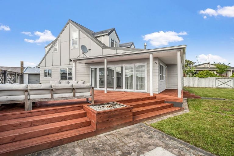 Photo of property in 11 Leander Place, Milson, Palmerston North, 4414