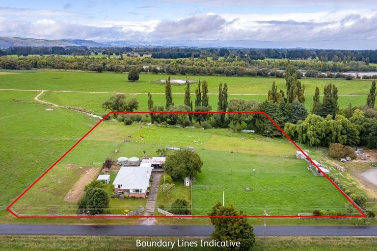 Photo of property in 327 Matarawa Road, Dalefield, Carterton, 5791