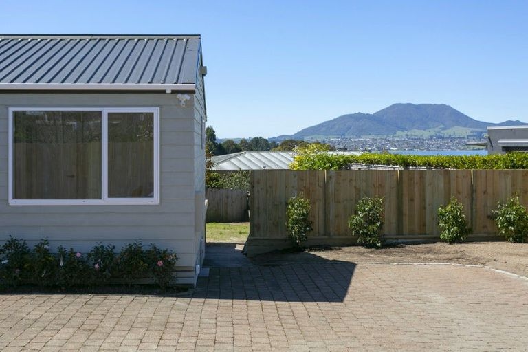 Photo of property in 12b Reeves Road, Acacia Bay, Taupo, 3330