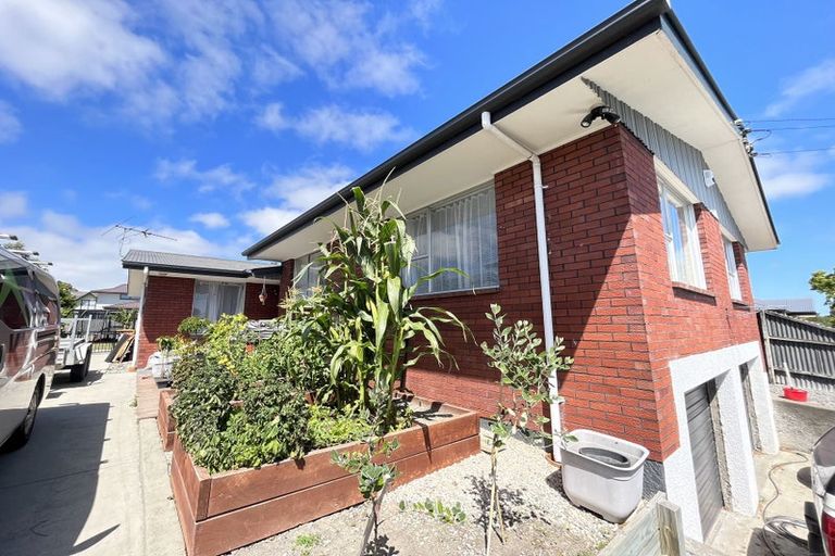 Photo of property in 32 Munro Street, Redwood, Christchurch, 8051