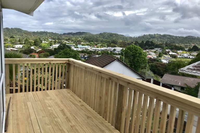 Photo of property in 2/84a Captain Scott Road, Glen Eden, Auckland, 0602