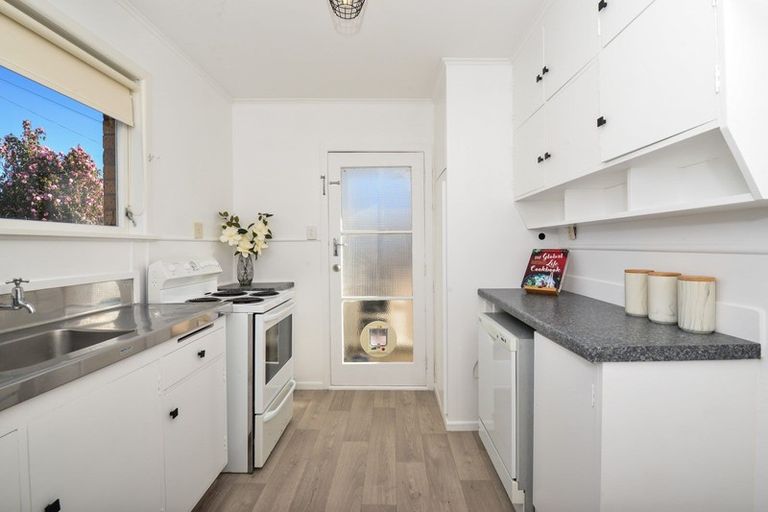 Photo of property in 14a Verel Street, Fairfield, Hamilton, 3214