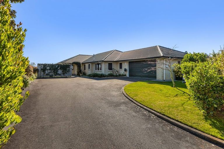 Photo of property in 9a Manukaka Heights, Hurdon, New Plymouth, 4310