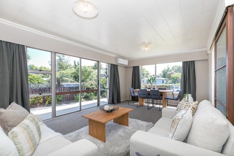Photo of property in 8a Tanekaha Place, Pukete, Hamilton, 3200