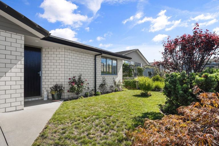 Photo of property in Waterview Estate, 86/4 Greystone Place, Omokoroa, 3114