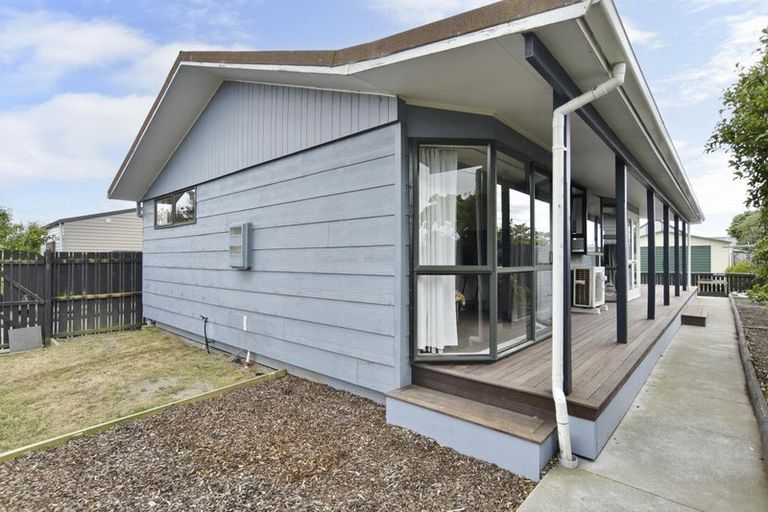 Photo of property in 41 Ottawa Road, Wainoni, Christchurch, 8061